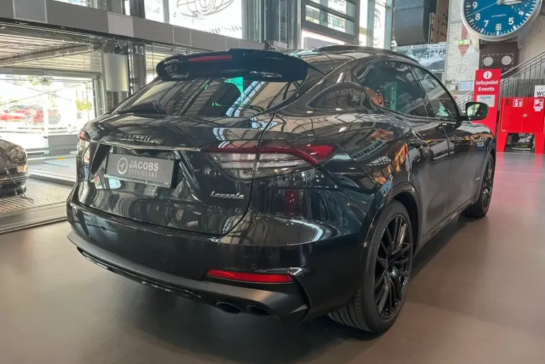 Maserati Levante din 2021 cu 57.622 km - oferta MAS108900 - foto 4