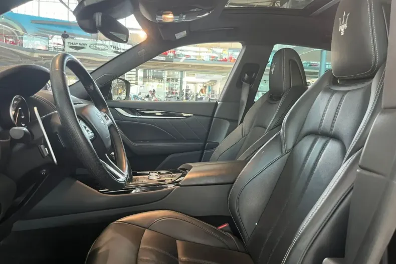 Maserati Levante din 2021 cu 57.622 km - oferta MAS108900 - foto 8