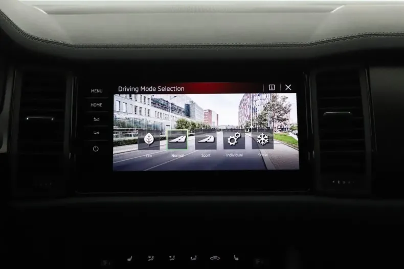 Skoda Kodiaq din 2023 cu 29.885 km - oferta SKO108901 - foto 14