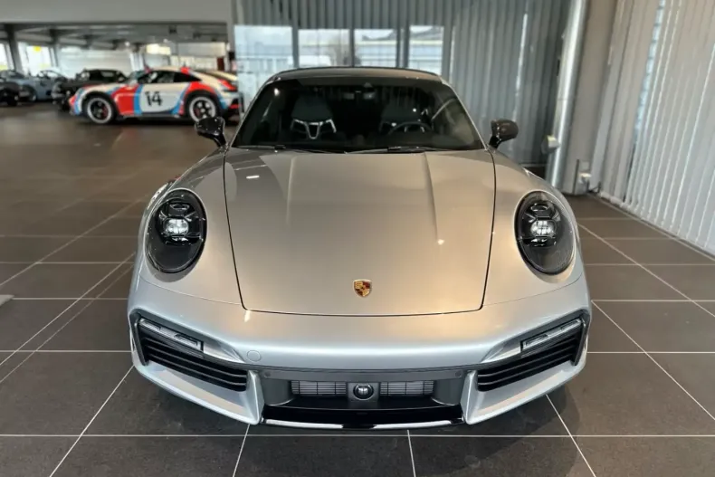 Porsche 992 din 2025 cu 3.000 km - oferta POR108902 - foto 2