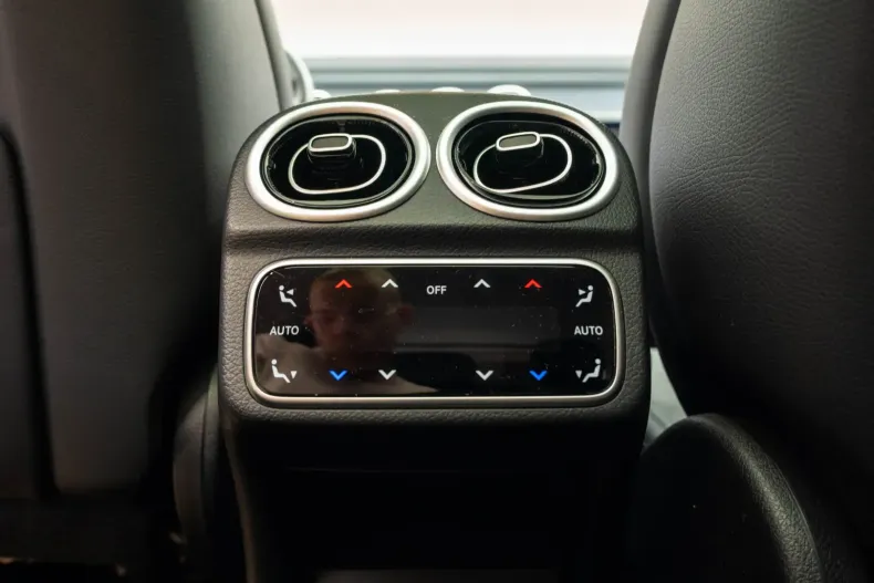 Mercedes-Benz C 300 din 2022 cu 31.500 km - oferta MER108912 - foto 28