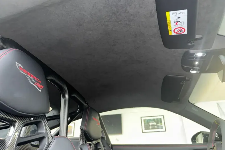 Porsche 992 din 2024 cu 1.995 km - oferta POR108920 - foto 11