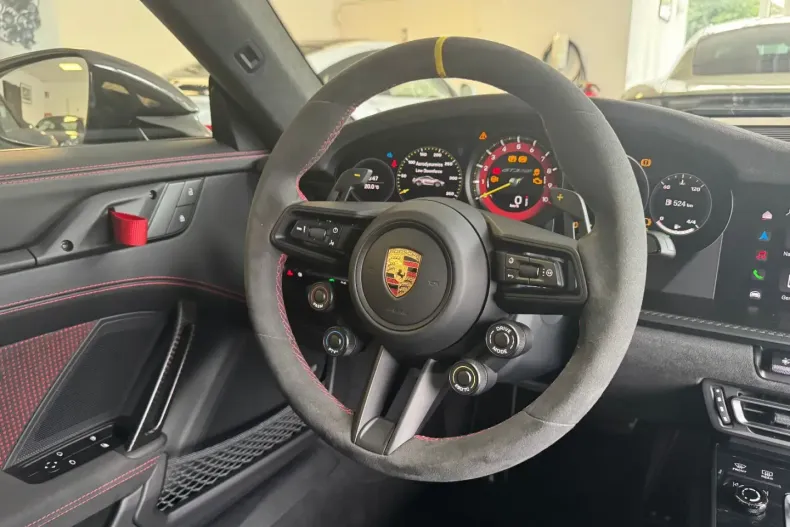 Porsche 992 din 2024 cu 1.995 km - oferta POR108920 - foto 14