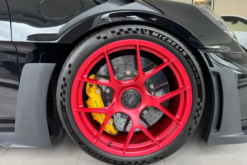 Porsche 992 din 2024 cu 1.995 km - oferta POR108920 - foto 22