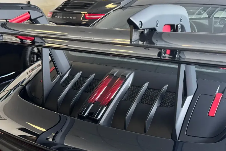 Porsche 992 din 2024 cu 1.995 km - oferta POR108920 - foto 25