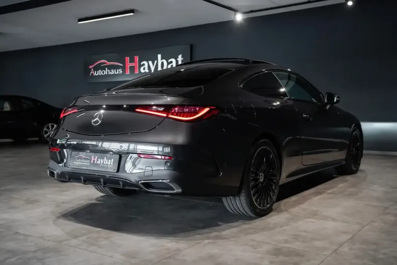 Mercedes-Benz CLE 450 din 2024 cu 6.400 km - oferta MER108921 - foto 9