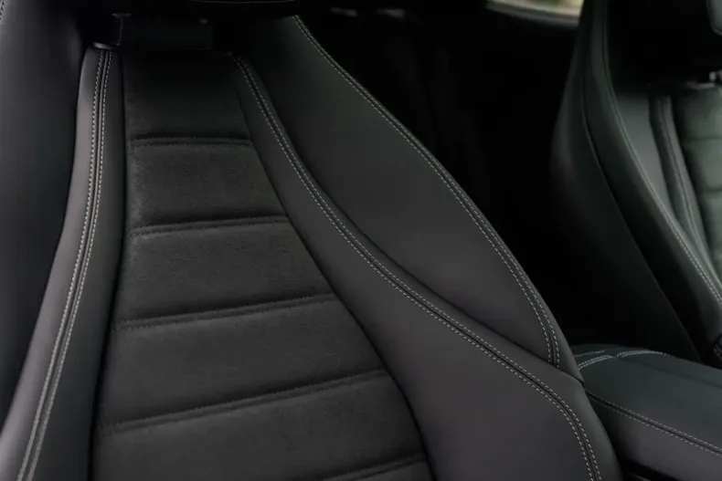 Mercedes-Benz CLE 450 din 2024 cu 6.400 km - oferta MER108921 - foto 20