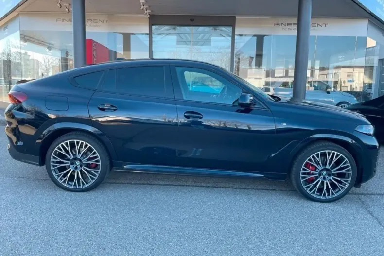 BMW X6 din 2024 cu 12.900 km - oferta BMW108923 - foto 1