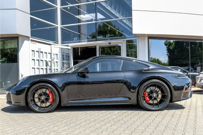 Porsche 992 din 2025 cu 0 km - oferta POR108927 - foto 2