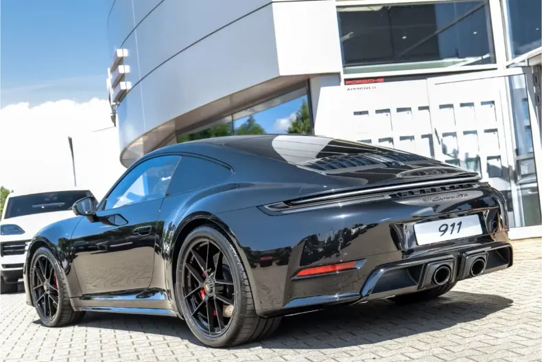 Porsche 992 din 2025 cu 0 km - oferta POR108927 - foto 3