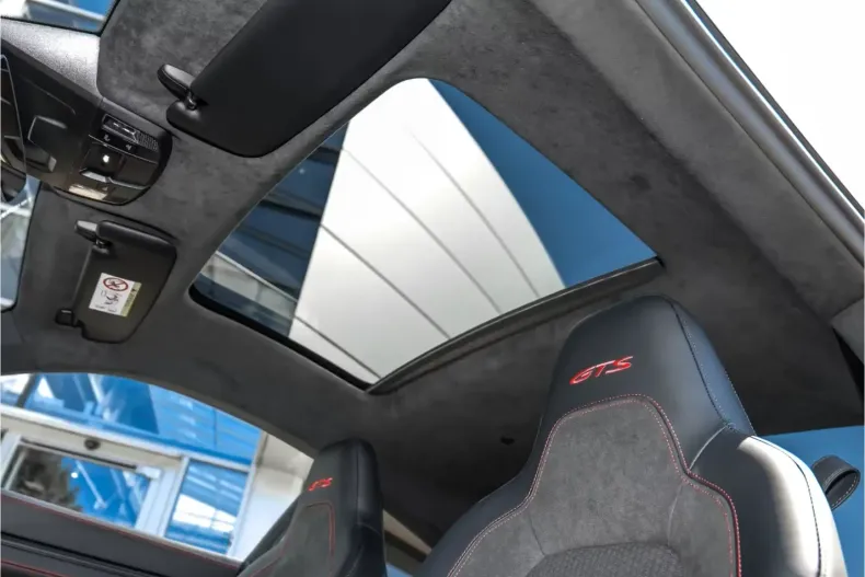 Porsche 992 din 2025 cu 0 km - oferta POR108927 - foto 12