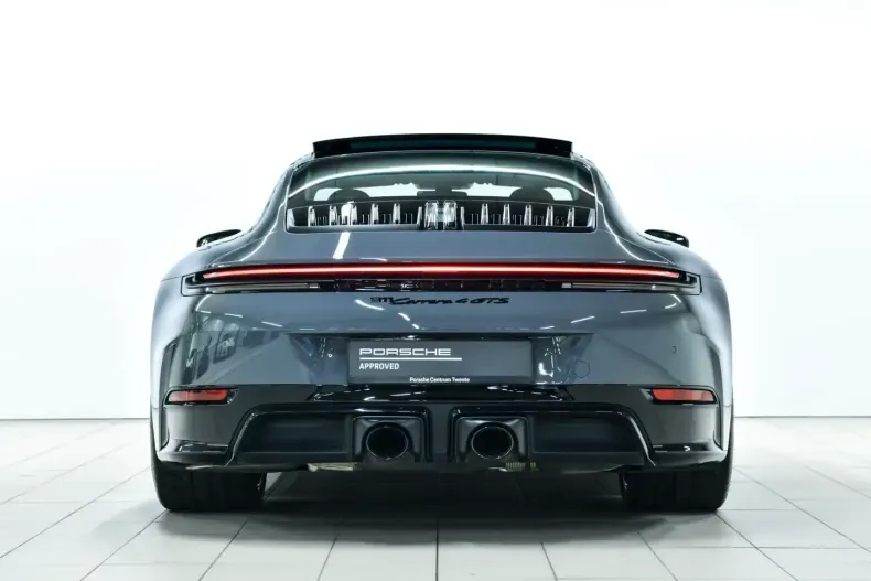 Porsche 992 din 2025 cu 8.231 km - oferta POR108928 - foto 4