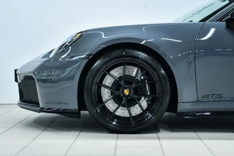 Porsche 992 din 2025 cu 8.231 km - oferta POR108928 - foto 5