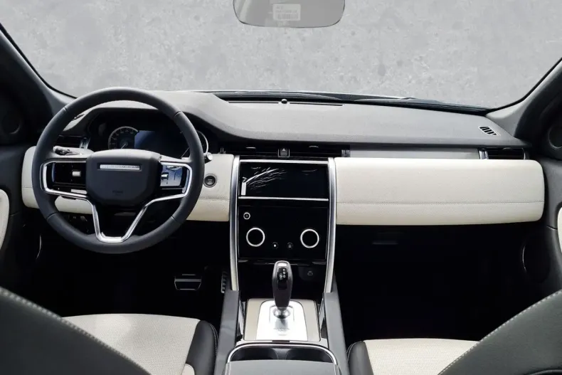 Land Rover Discovery Sport din 2024 cu 10.165 km - oferta LAN108929 - foto 7