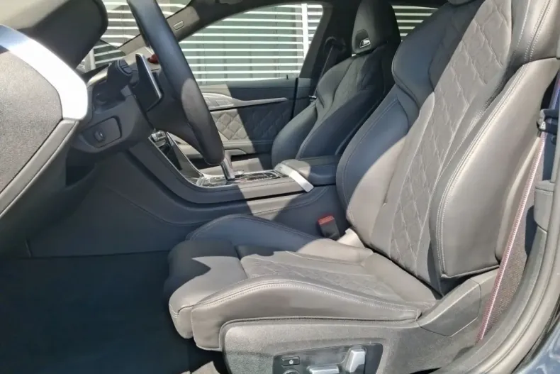 BMW M8 din 2024 cu 25.900 km - oferta BMW108932 - foto 7