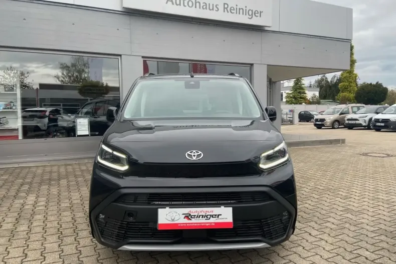 Toyota Proace City din 2024 cu 2.990 km - oferta TOY108935 - foto 2