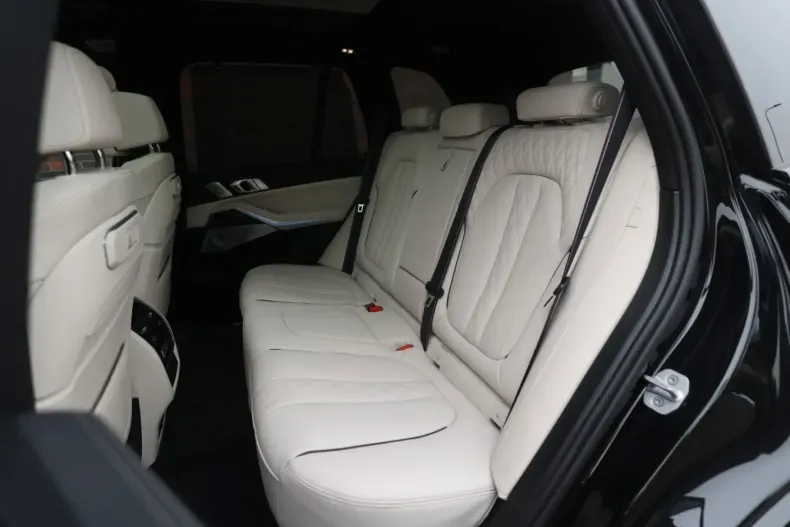 BMW X5 din 2024 cu 13.559 km - oferta BMW108943 - foto 18