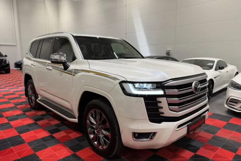 Toyota Land Cruiser din 2022 cu 38.150 km - oferta TOY108946 - foto 3