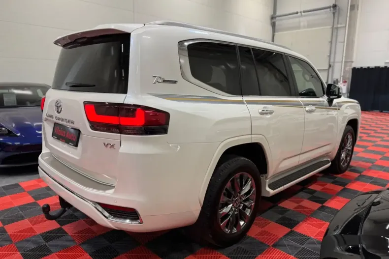 Toyota Land Cruiser din 2022 cu 38.150 km - oferta TOY108946 - foto 4