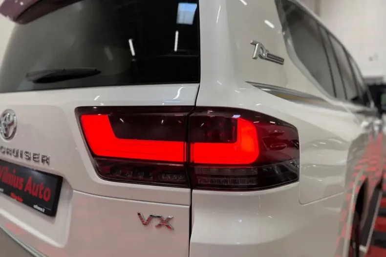 Toyota Land Cruiser din 2022 cu 38.150 km - oferta TOY108946 - foto 11