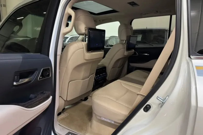 Toyota Land Cruiser din 2022 cu 38.150 km - oferta TOY108946 - foto 19