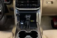 Toyota Land Cruiser din 2022 cu 38.150 km - oferta TOY108946 - foto 28