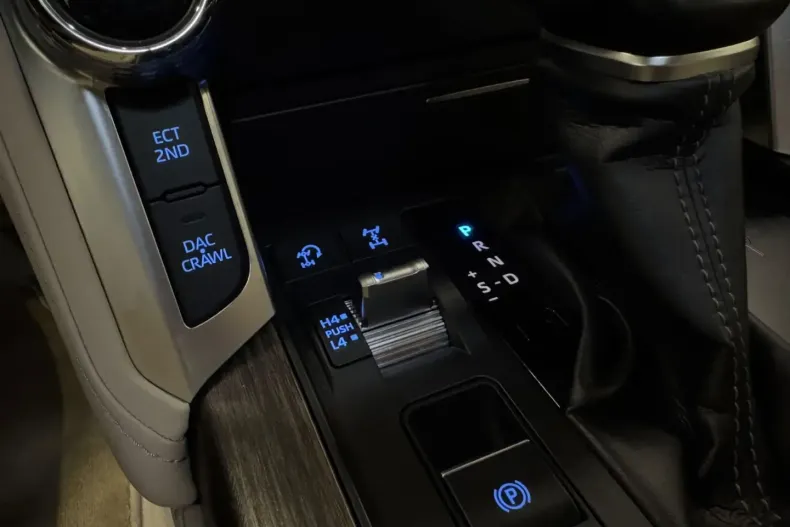 Toyota Land Cruiser din 2022 cu 38.150 km - oferta TOY108946 - foto 31