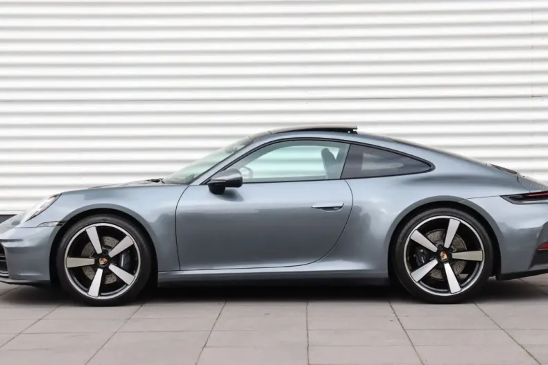 Porsche 992 din 2024 cu 4.416 km - oferta POR108947 - foto 2