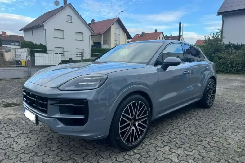 Porsche Cayenne din 2024 cu 8.200 km - oferta POR108950 - foto 1