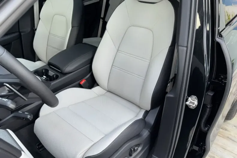 Porsche Cayenne din 2025 cu 50 km - oferta POR108953 - foto 17