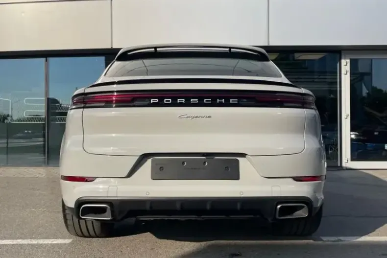 Porsche Cayenne din 2025 cu 20 km - oferta POR108955 - foto 20