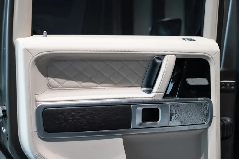 Mercedes-Benz G 63 AMG din 2024 cu 22.100 km - oferta MER108960 - foto 3