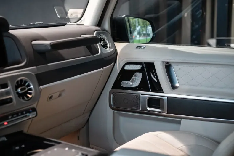 Mercedes-Benz G 63 AMG din 2024 cu 22.100 km - oferta MER108960 - foto 10