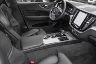 Volvo XC60 din 2023 cu 29.432 km - oferta VOL108964 - foto 5