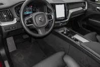 Volvo XC60 din 2023 cu 29.432 km - oferta VOL108964 - foto 6