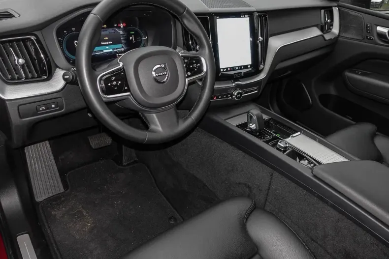 Volvo XC60 din 2023 cu 29.432 km - oferta VOL108964 - foto 6