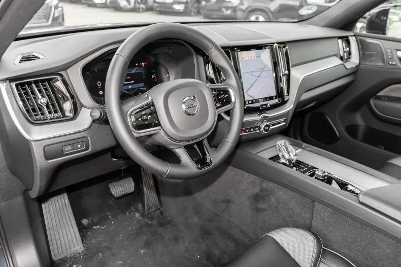 Volvo XC60 din 2023 cu 18.865 km - oferta VOL108965 - foto 5