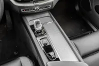 Volvo XC60 din 2023 cu 18.865 km - oferta VOL108965 - foto 11