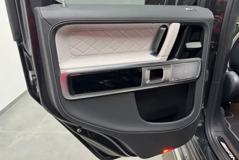 Mercedes-Benz G 63 AMG din 2023 cu 25.000 km - oferta MER108976 - foto 10