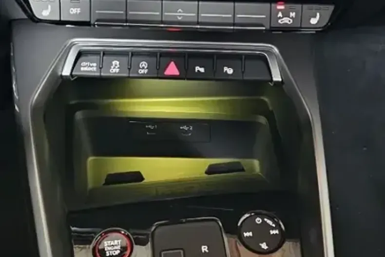 Audi S3 din 2023 cu 12.000 km - oferta AUD108980 - foto 19