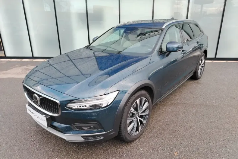 Volvo V90 Cross Country din 2023 cu 15.200 km - oferta VOL108981 - foto 1