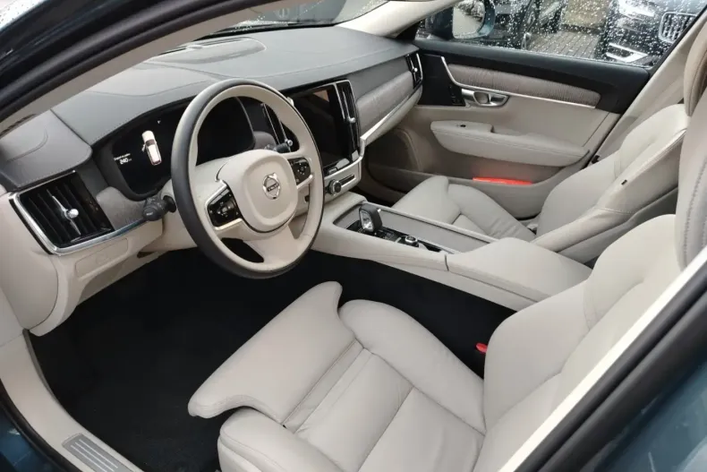 Volvo V90 Cross Country din 2023 cu 15.200 km - oferta VOL108981 - foto 6