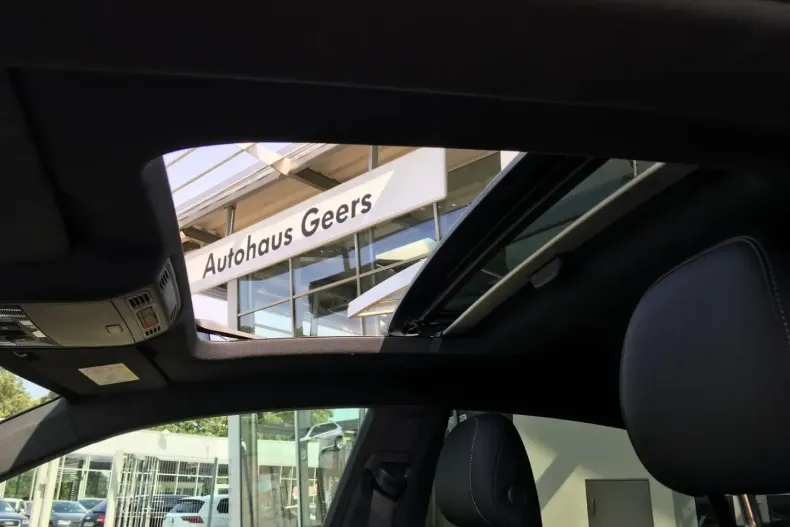 Volkswagen Arteon din 2022 cu 29.121 km - oferta VOL108983 - foto 10