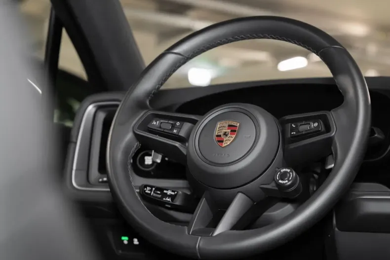 Porsche Cayenne din 2023 cu 19.100 km - oferta POR108986 - foto 10