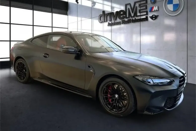 BMW M4 din 2024 cu 5.000 km - oferta BMW108992 - foto 1