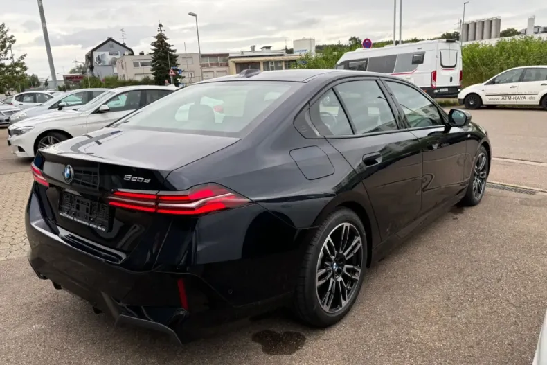 BMW 520 din 2023 cu 17.000 km - oferta BMW108996 - foto 5