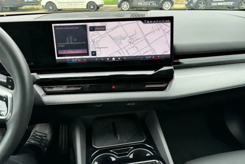 BMW 520 din 2023 cu 17.000 km - oferta BMW108996 - foto 12