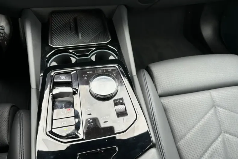 BMW 520 din 2023 cu 17.000 km - oferta BMW108996 - foto 13