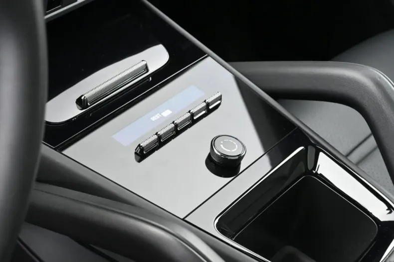 Porsche Cayenne din 2023 cu 19.100 km - oferta POR108997 - foto 9