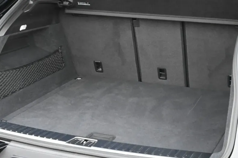 Porsche Cayenne din 2023 cu 19.100 km - oferta POR108997 - foto 13